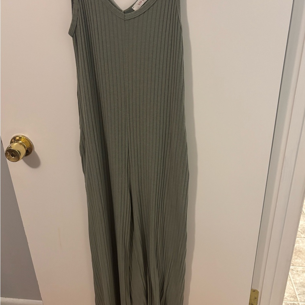 VIN VIN Ribbed Sleeveless Romper